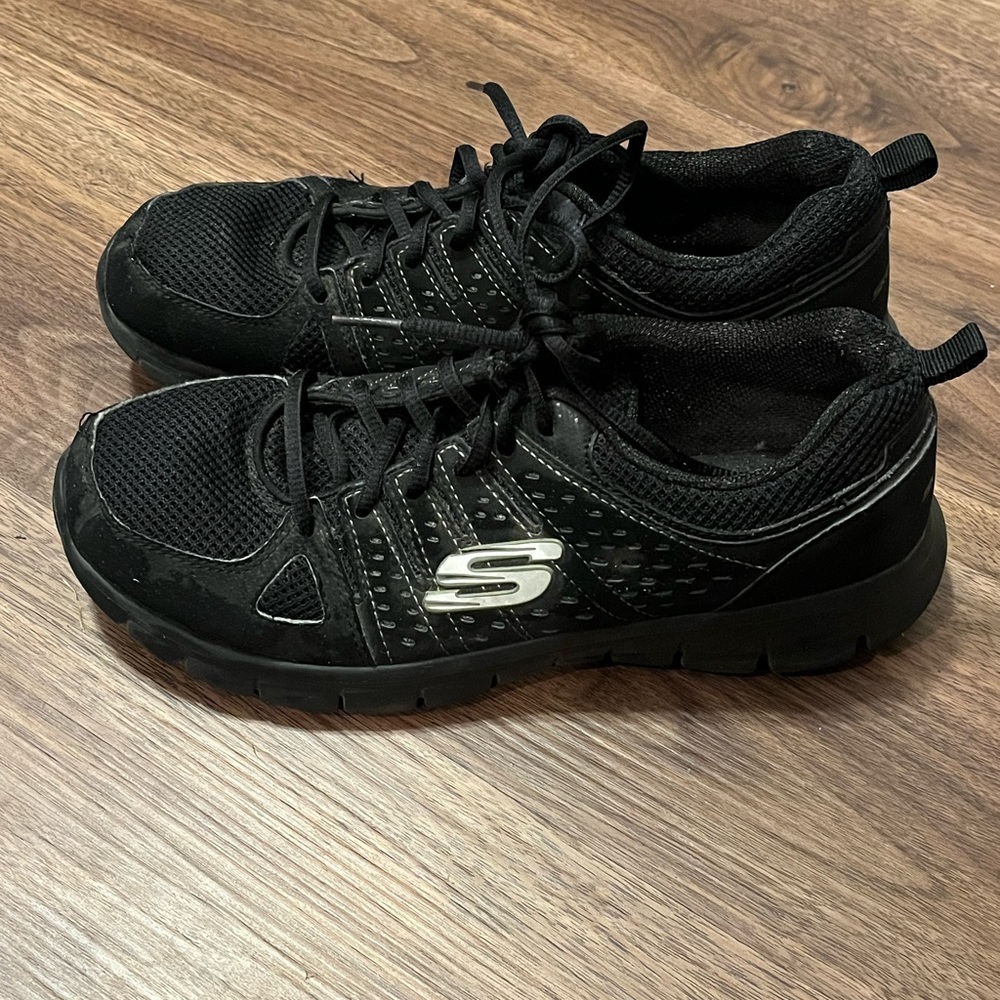 SKECHERS WOMEN'S LITE-WEIGHT AIR COOLED MEMORY FOAM SNEAKERS SN 11963S SIZE 8